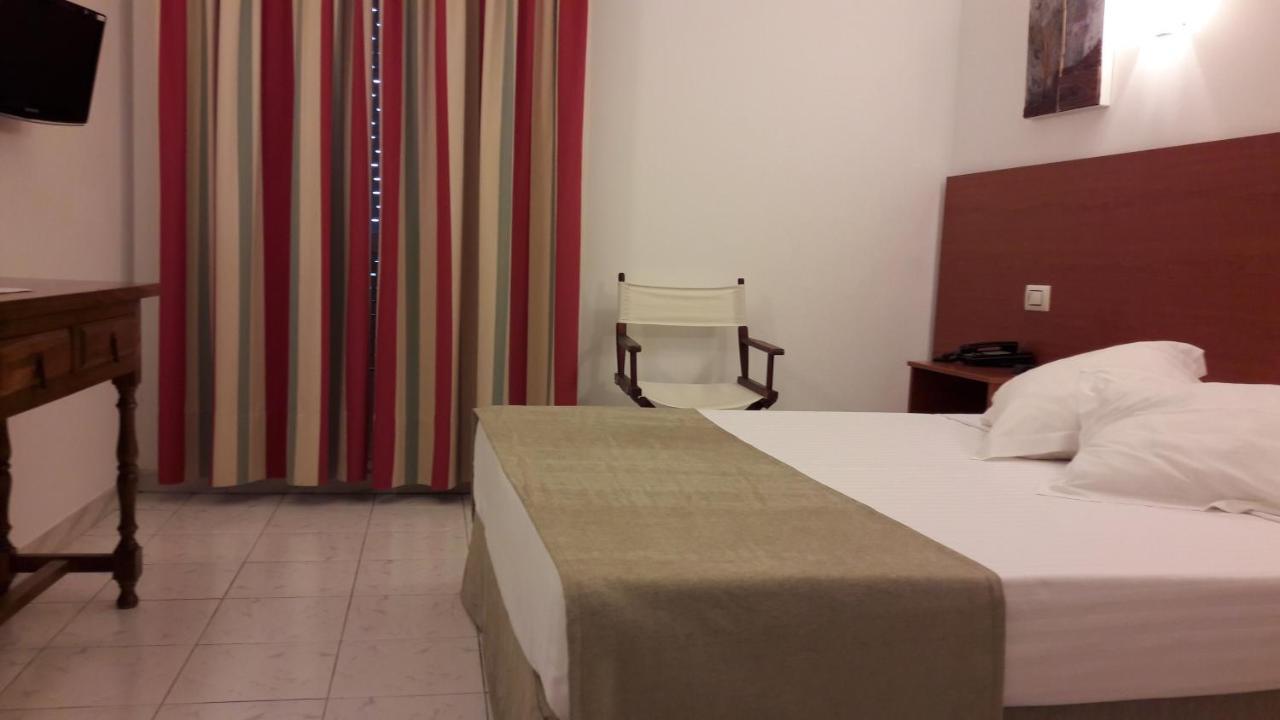 סנשנשו Hotel Torres Tourino מראה חיצוני תמונה
