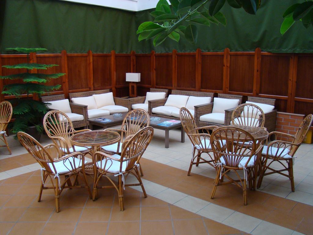 סנשנשו Hotel Torres Tourino מראה חיצוני תמונה
