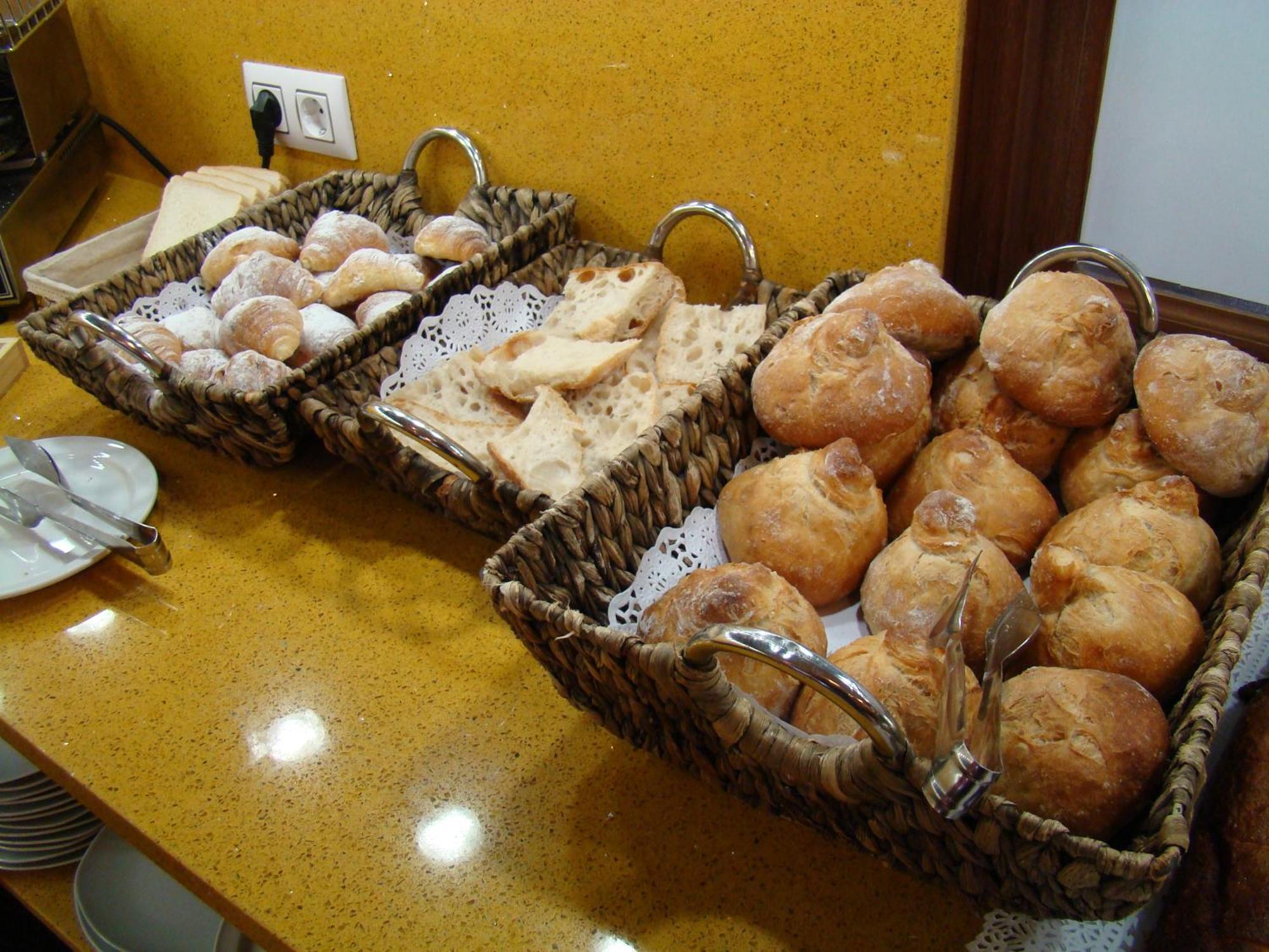 סנשנשו Hotel Torres Tourino מראה חיצוני תמונה