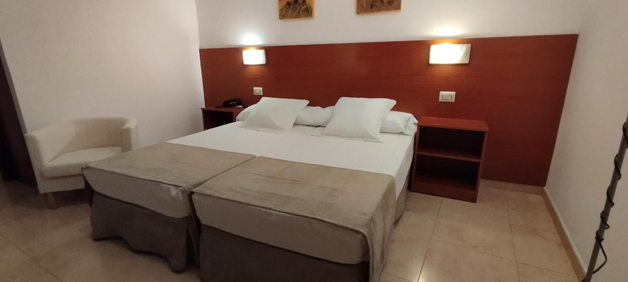 סנשנשו Hotel Torres Tourino מראה חיצוני תמונה