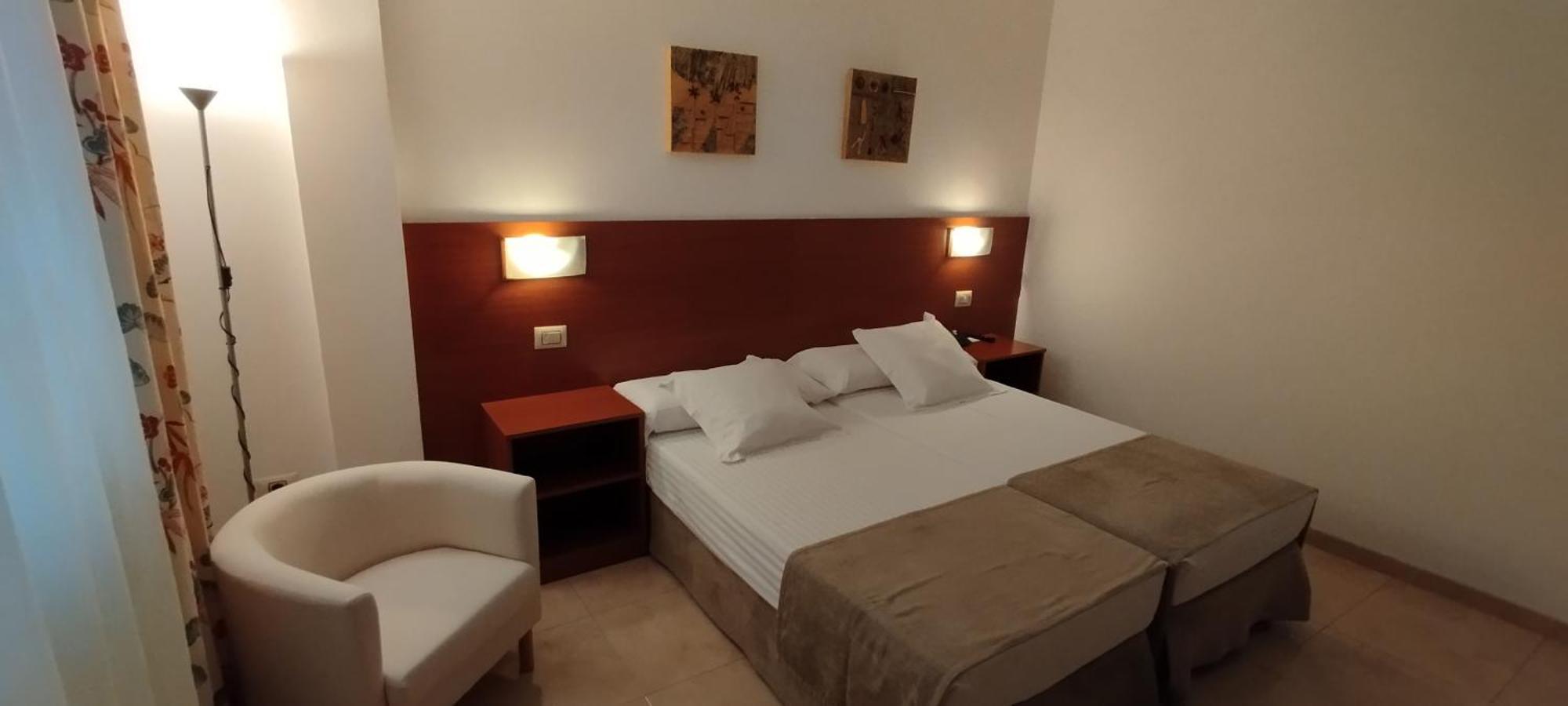 סנשנשו Hotel Torres Tourino מראה חיצוני תמונה